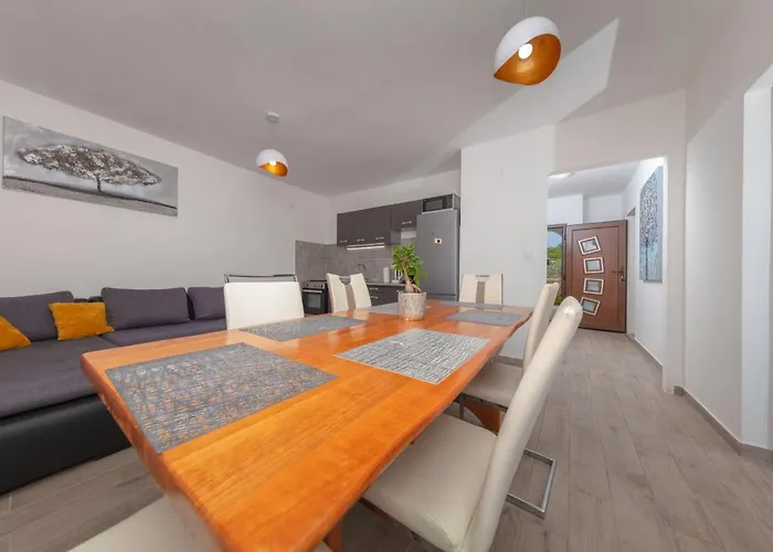 House Fontanele 풀라